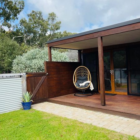 Grape Juice Retreat Rustic Romantic Gateway 5Mins To Beaches & Town Margaret River Kültér fotó