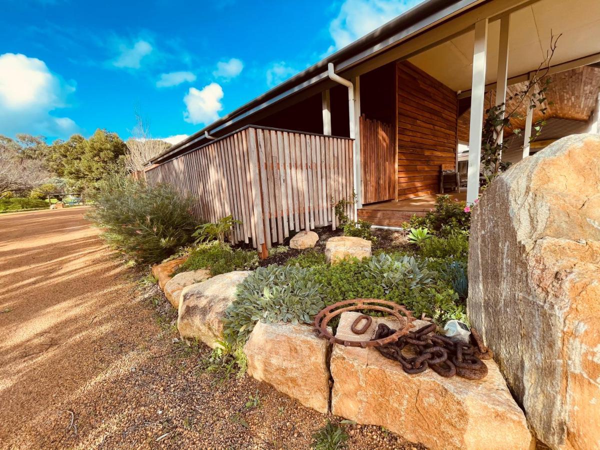 Grape Juice Retreat Rustic Romantic Gateway 5Mins To Beaches & Town Margaret River Kültér fotó